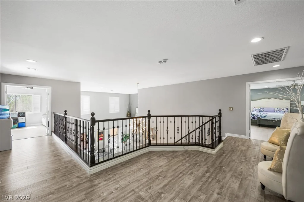453 Mountain Villa, Las Vegas, NV 89110