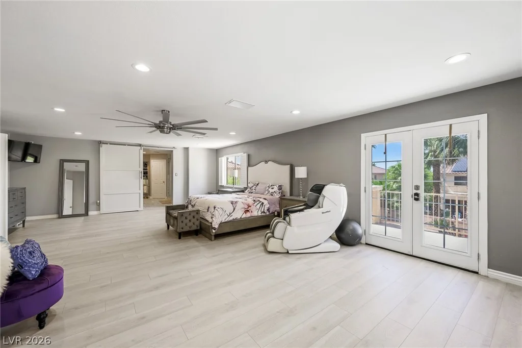 453 Mountain Villa, Las Vegas, NV 89110