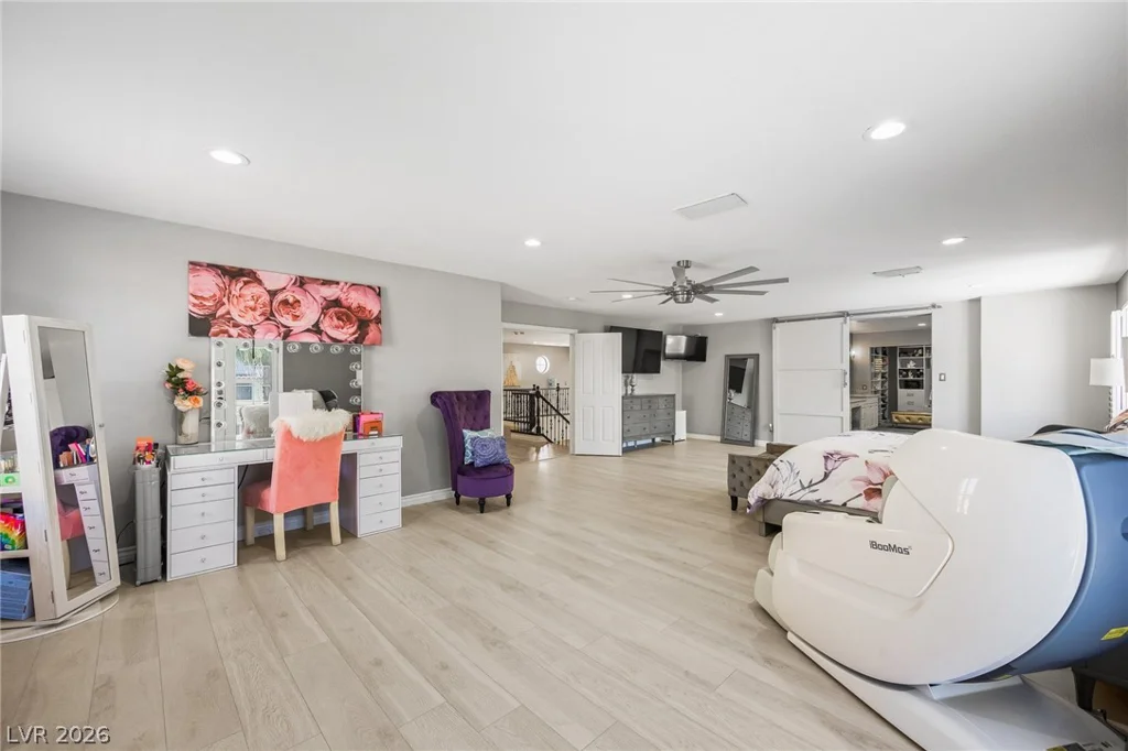 453 Mountain Villa, Las Vegas, NV 89110