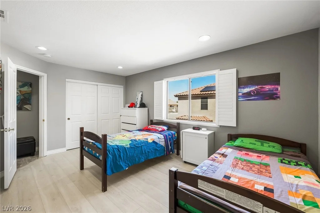 453 Mountain Villa, Las Vegas, NV 89110