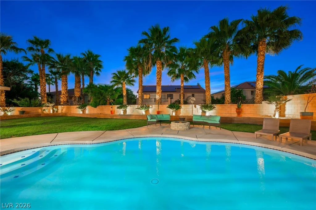 453 Mountain Villa, Las Vegas, NV 89110
