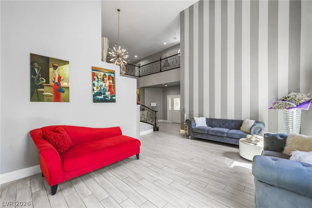 453 Mountain Villa, Las Vegas, NV 89110