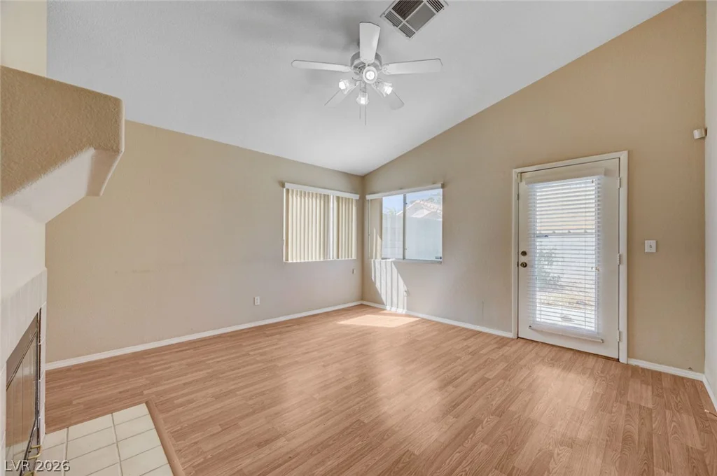 9124 Green Frost, Las Vegas, NV 89129