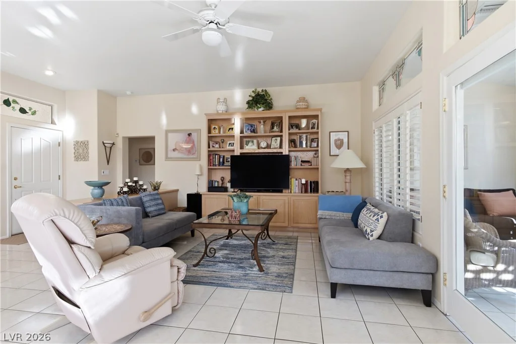 10109 Keysborough, Las Vegas, NV 89134