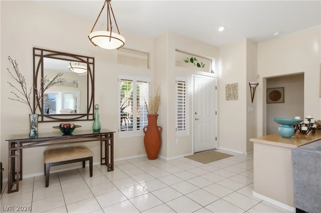 10109 Keysborough, Las Vegas, NV 89134