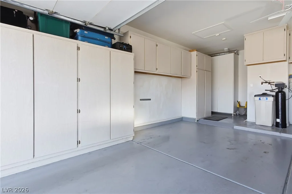 10109 Keysborough, Las Vegas, NV 89134