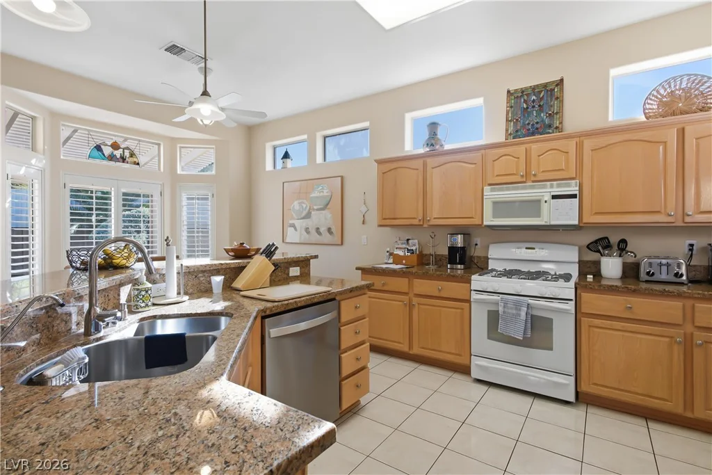 10109 Keysborough, Las Vegas, NV 89134