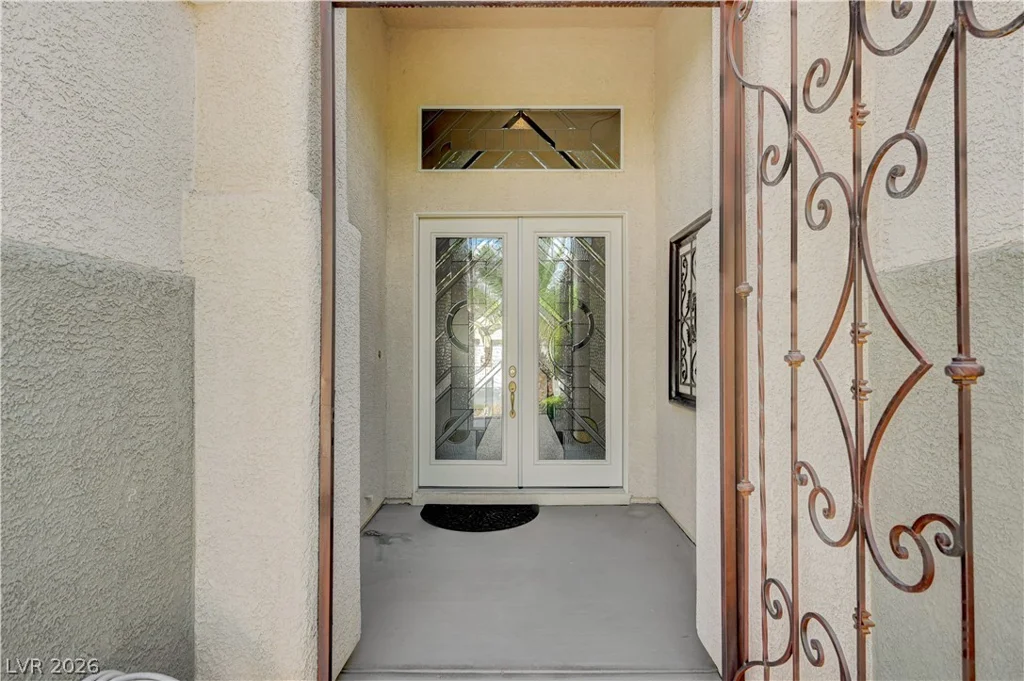 5669 Victoria Regina, Las Vegas, NV 89139