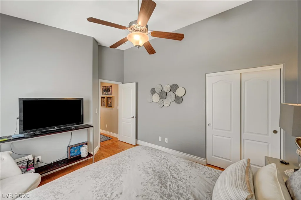 5669 Victoria Regina, Las Vegas, NV 89139