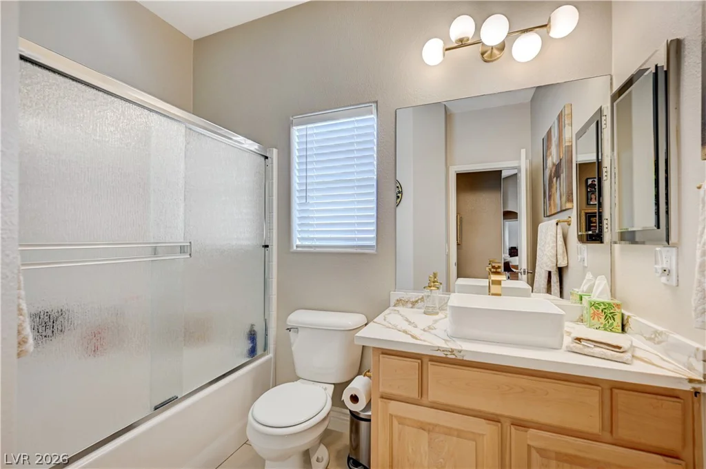 5669 Victoria Regina, Las Vegas, NV 89139