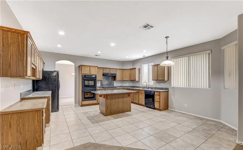 3390 Cupecoy Point, Las Vegas, NV 89141