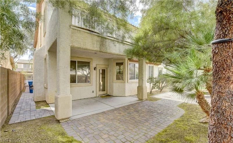 3390 Cupecoy Point, Las Vegas, NV 89141