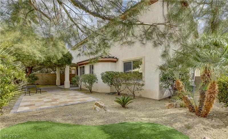 3390 Cupecoy Point, Las Vegas, NV 89141