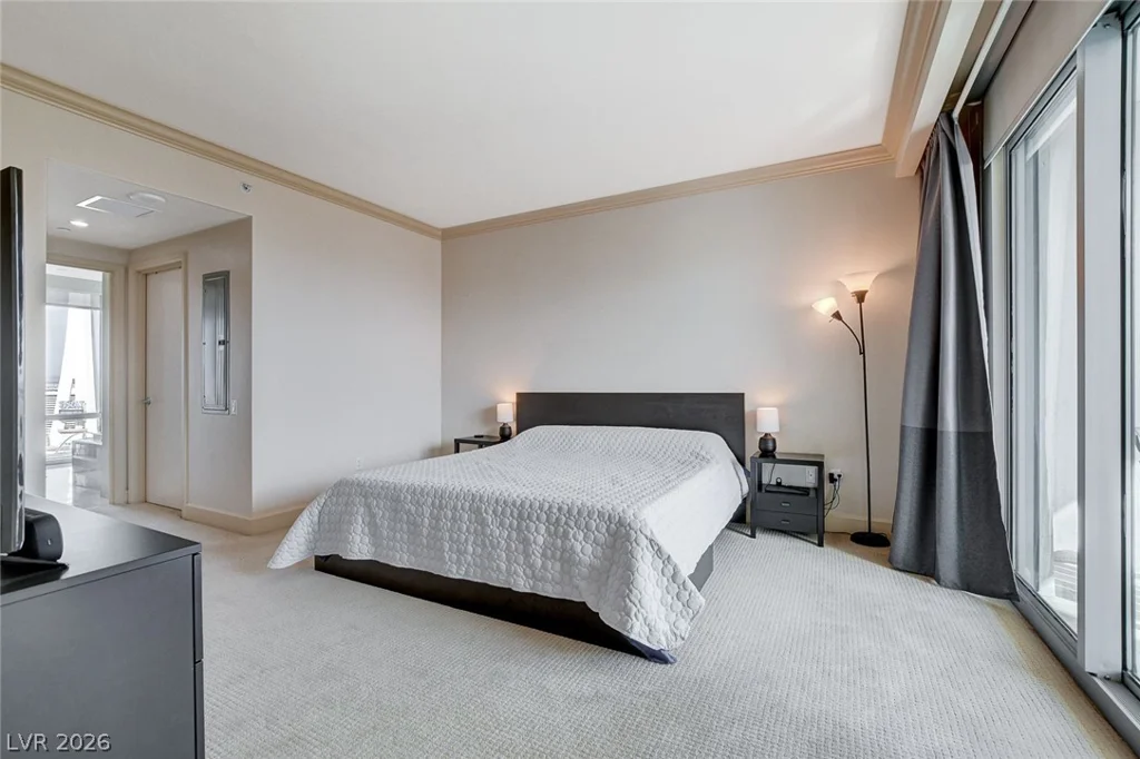 322 Karen, Las Vegas, NV 89109