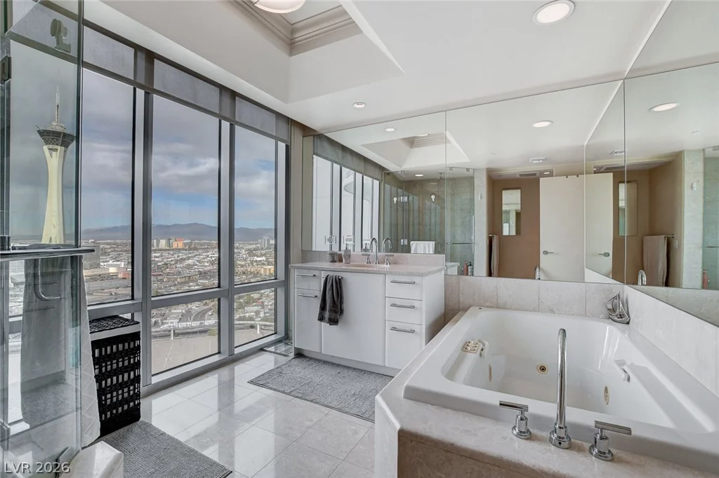 322 Karen, Las Vegas, NV 89109