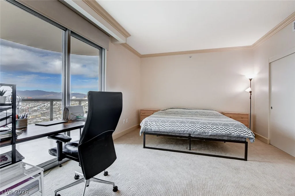 322 Karen, Las Vegas, NV 89109