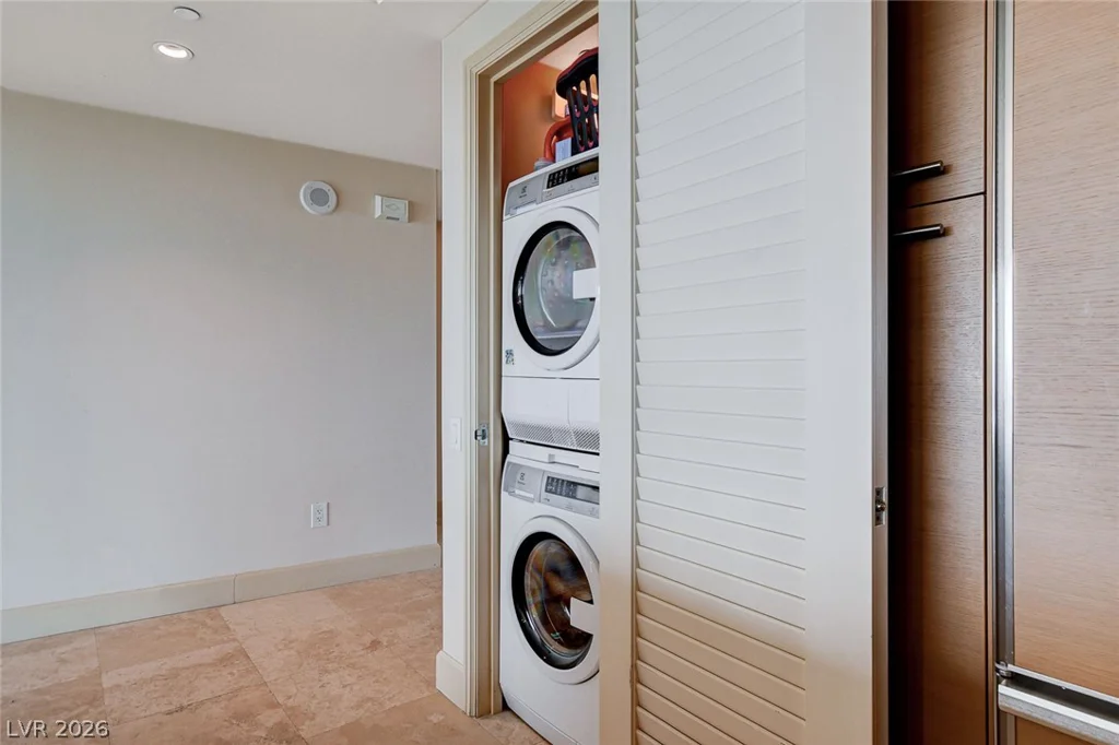 322 Karen, Las Vegas, NV 89109