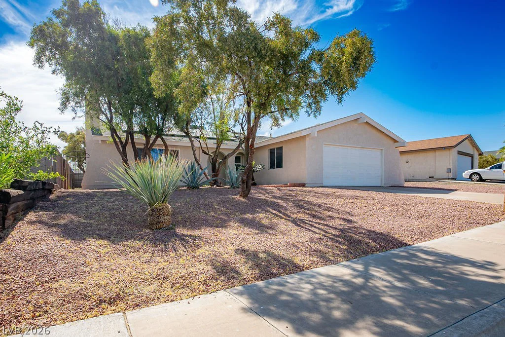 620 Hidden Valley, Henderson, NV 89002