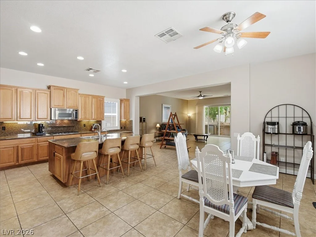 7301 Mount Kearsarge, Las Vegas, NV 89131