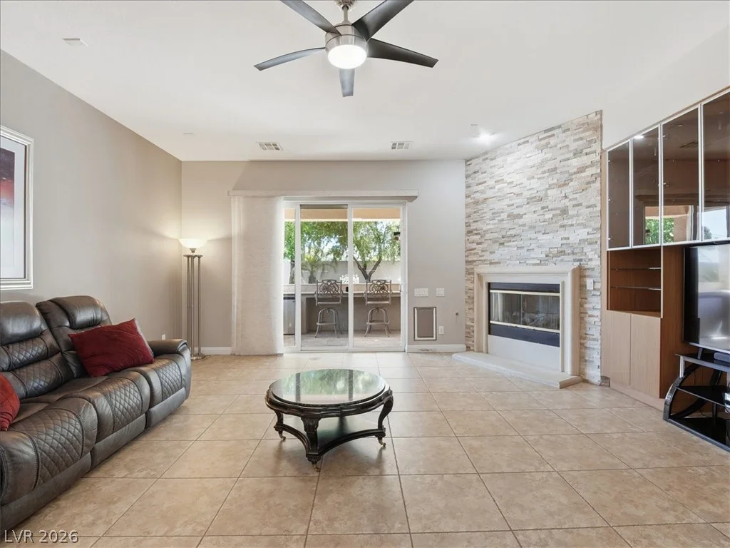 7301 Mount Kearsarge, Las Vegas, NV 89131