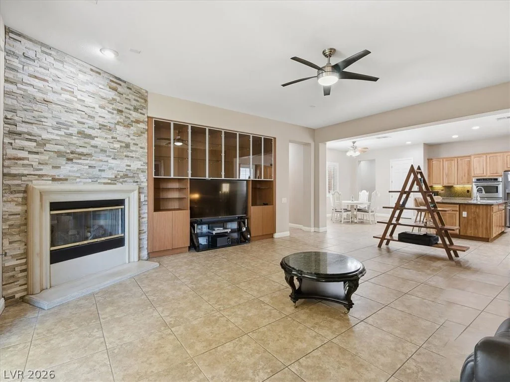 7301 Mount Kearsarge, Las Vegas, NV 89131