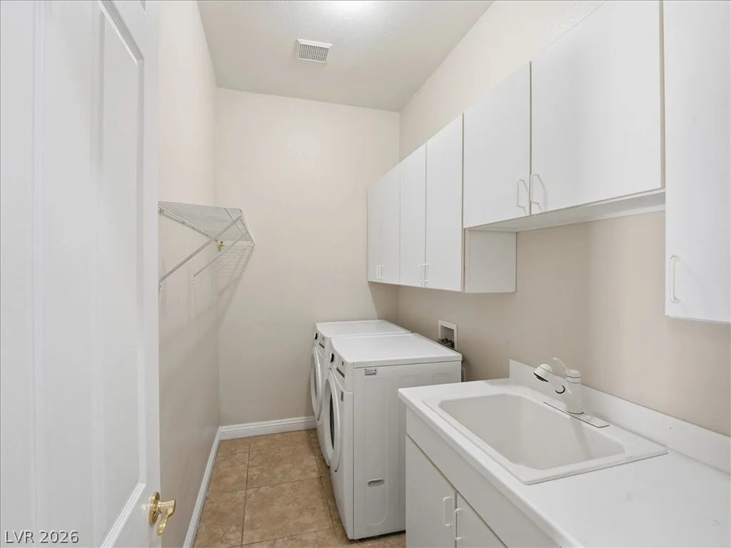 7301 Mount Kearsarge, Las Vegas, NV 89131