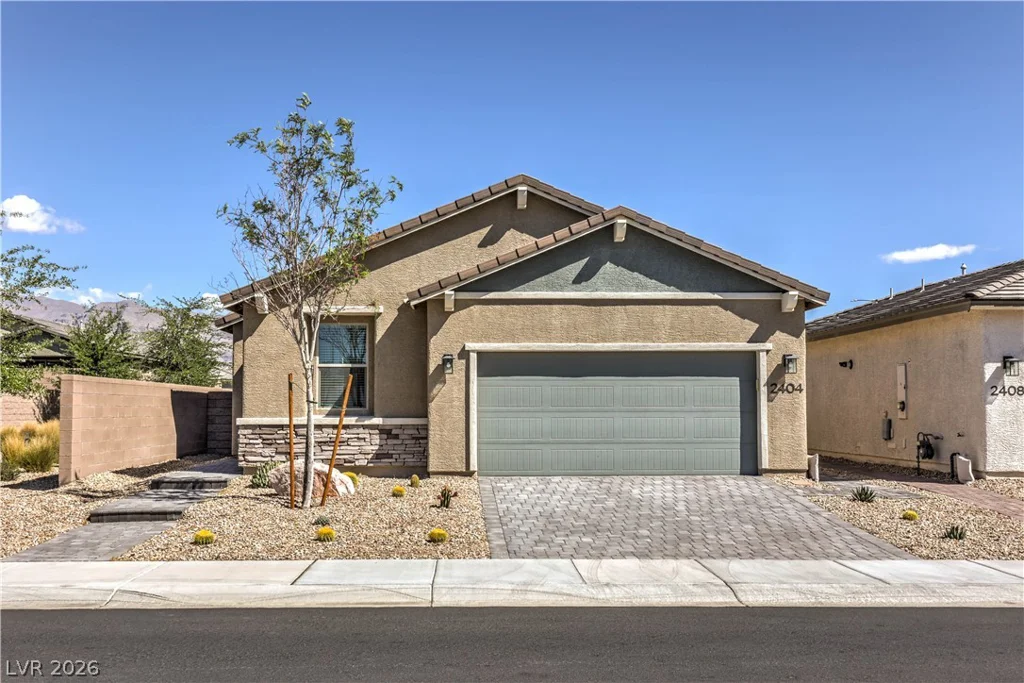 2404 Elmont, North Las Vegas, NV 89086