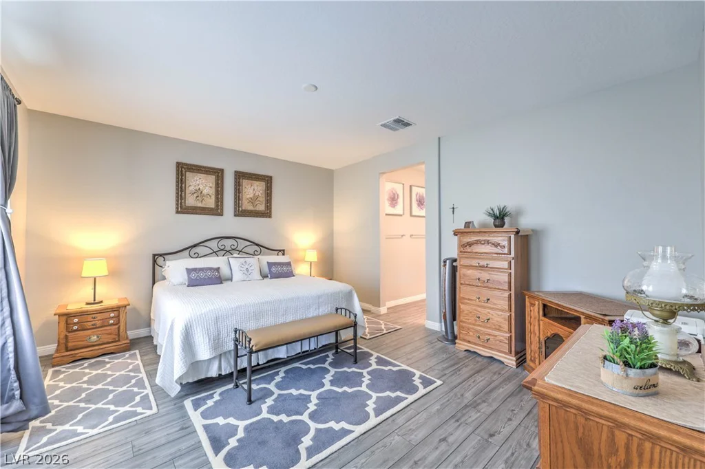 2404 Elmont, North Las Vegas, NV 89086