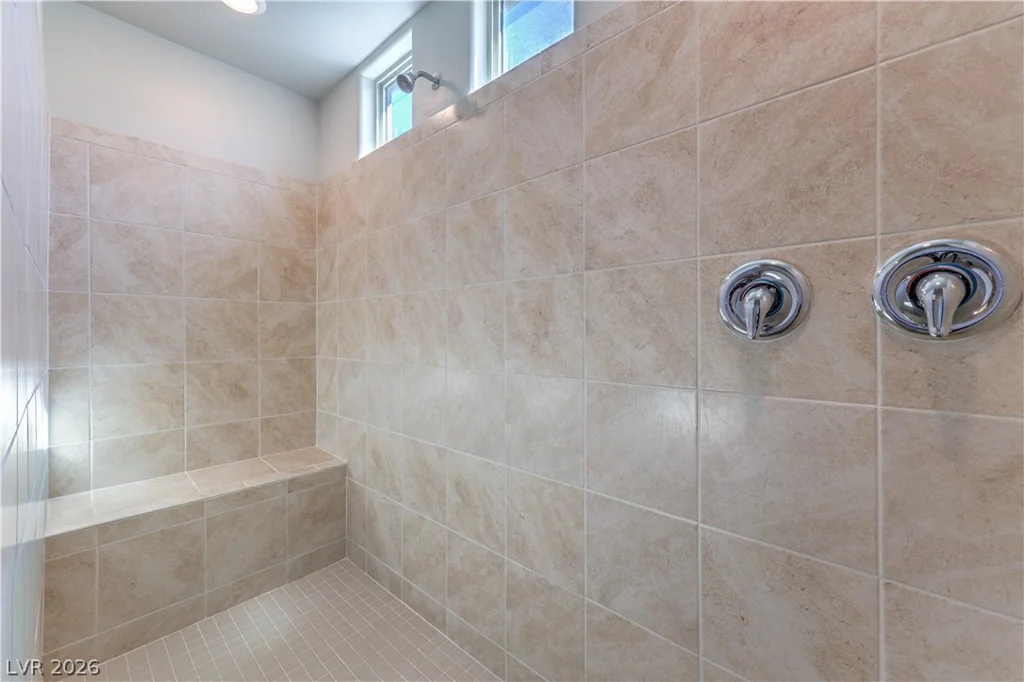 2404 Elmont, North Las Vegas, NV 89086