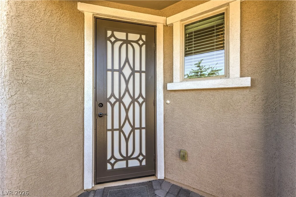 2404 Elmont, North Las Vegas, NV 89086