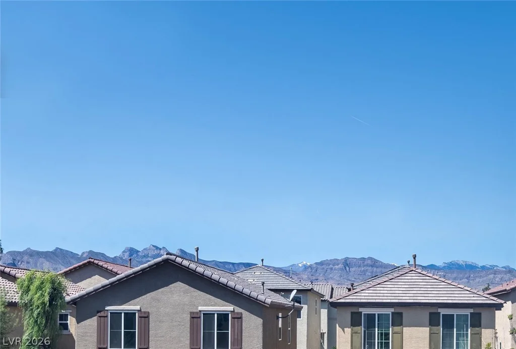 6825 Briarwood Bend, Las Vegas, NV 89130