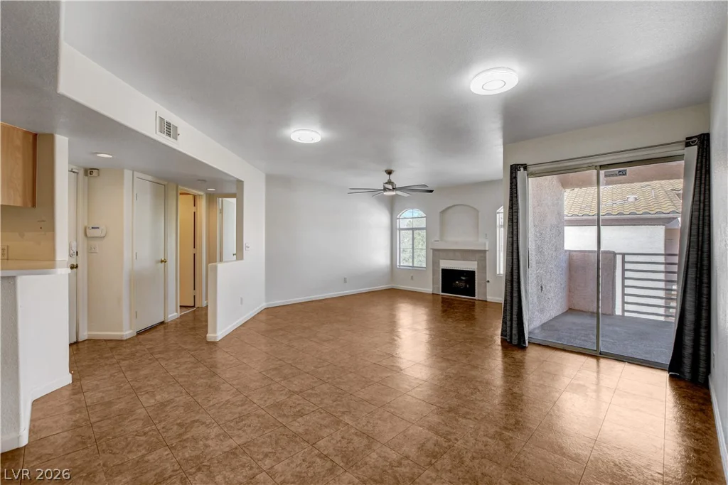 4555 Sahara, Las Vegas, NV 89104