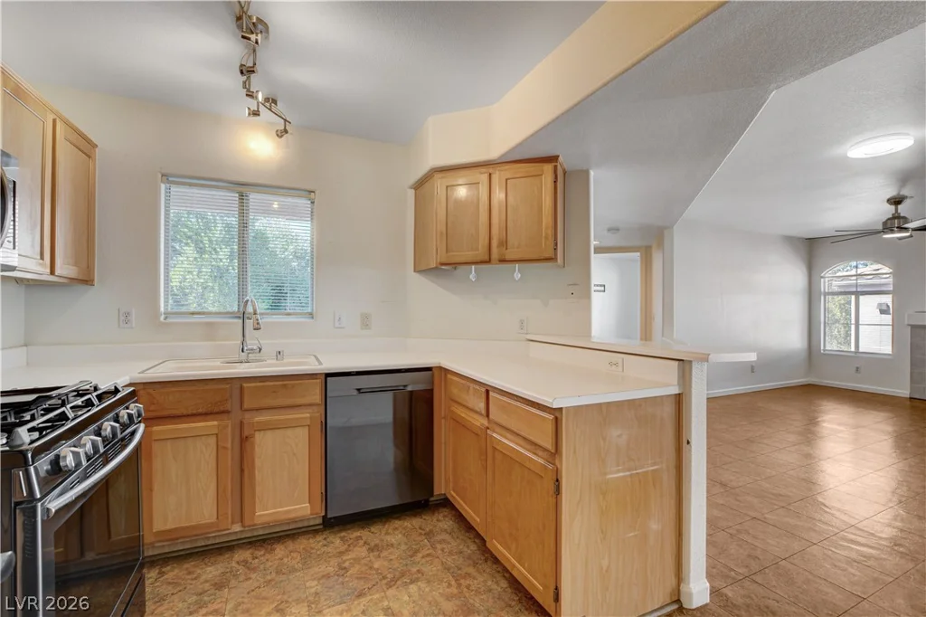 4555 Sahara, Las Vegas, NV 89104