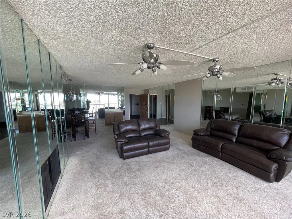 750 Royal Crest, Las Vegas, NV 89169
