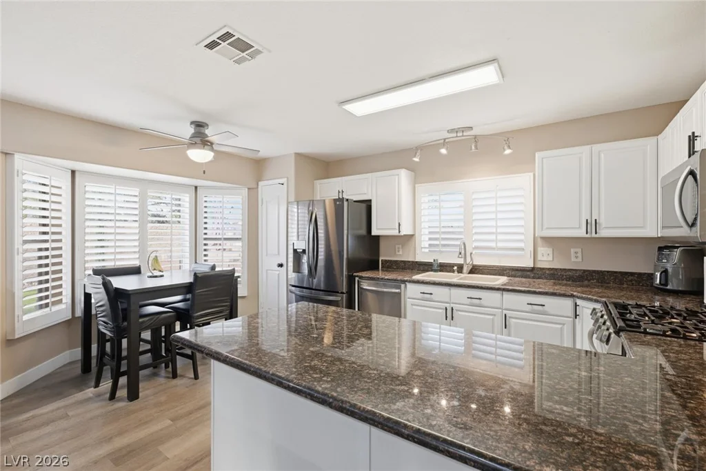 7632 Oyster Cove, Las Vegas, NV 89128