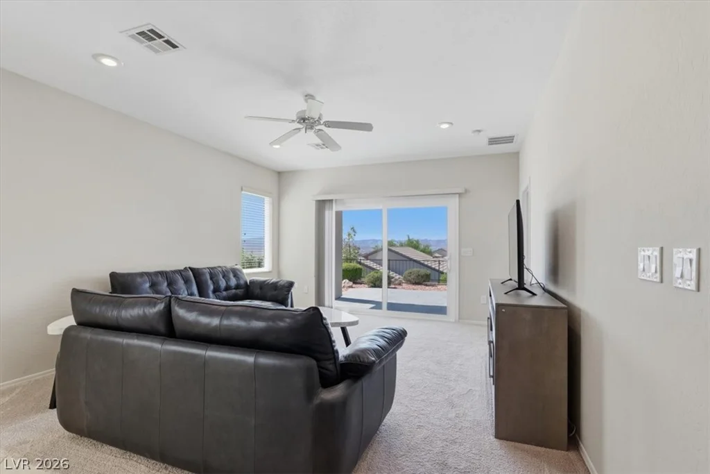 2504 Ashen Light, Henderson, NV 89044