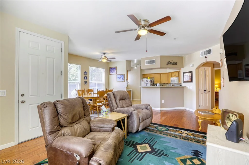 3975 Hualapai, Las Vegas, NV 89129