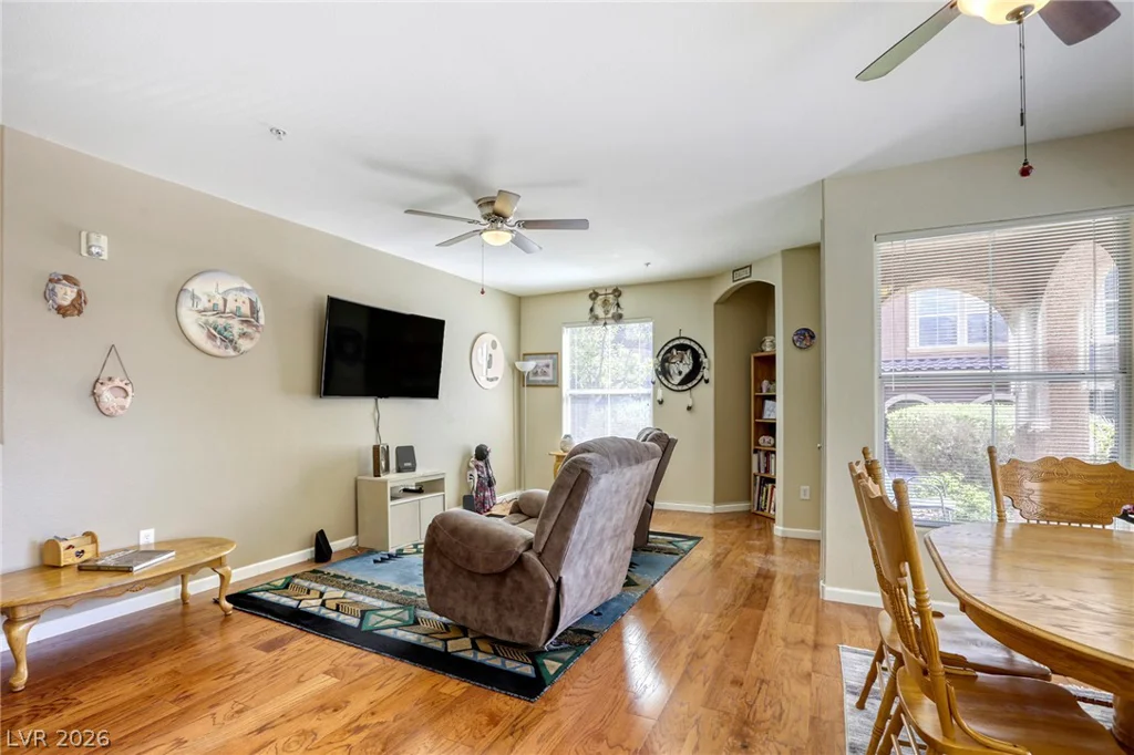 3975 Hualapai, Las Vegas, NV 89129