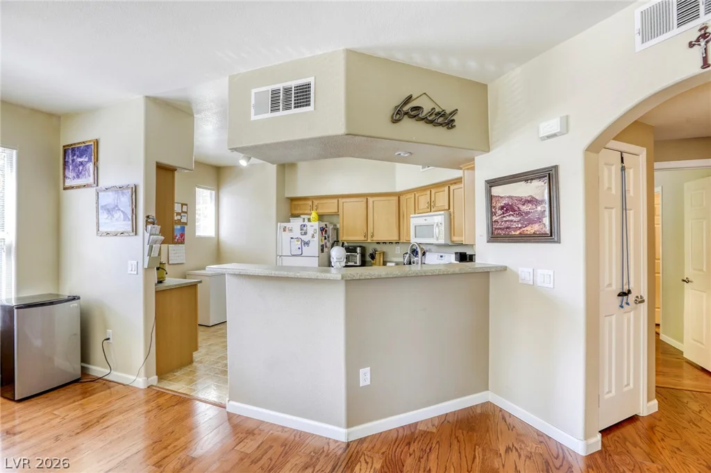 3975 Hualapai, Las Vegas, NV 89129