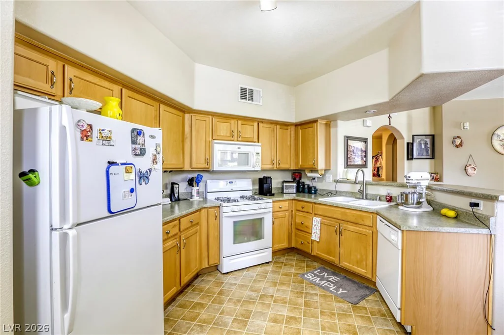 3975 Hualapai, Las Vegas, NV 89129