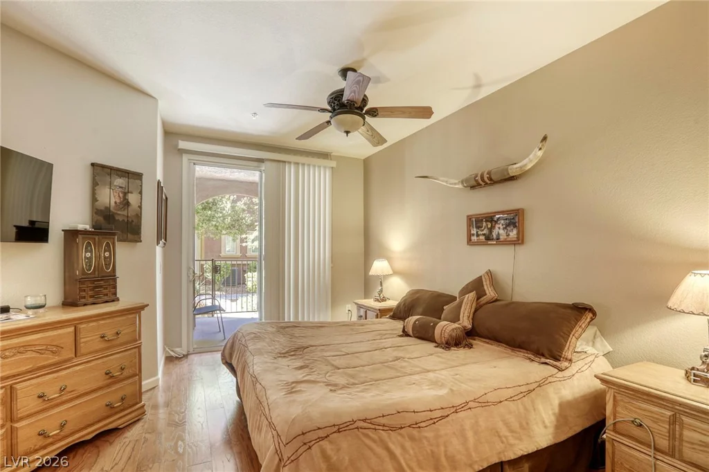 3975 Hualapai, Las Vegas, NV 89129
