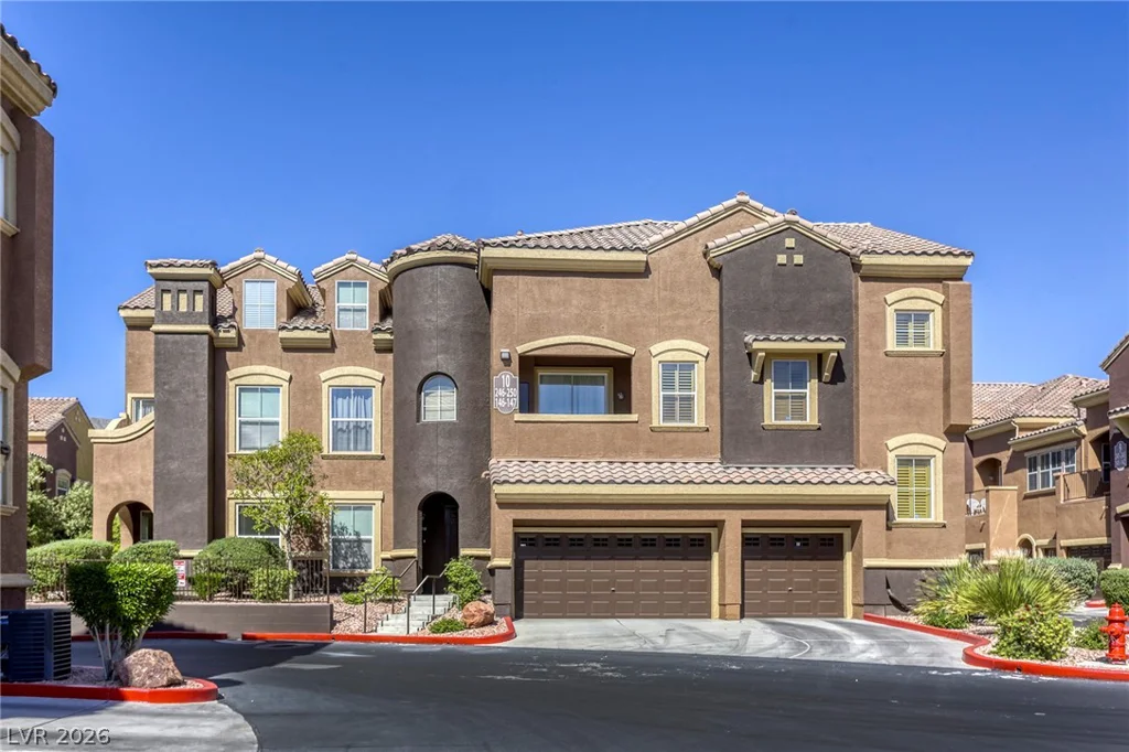 3975 Hualapai, Las Vegas, NV 89129