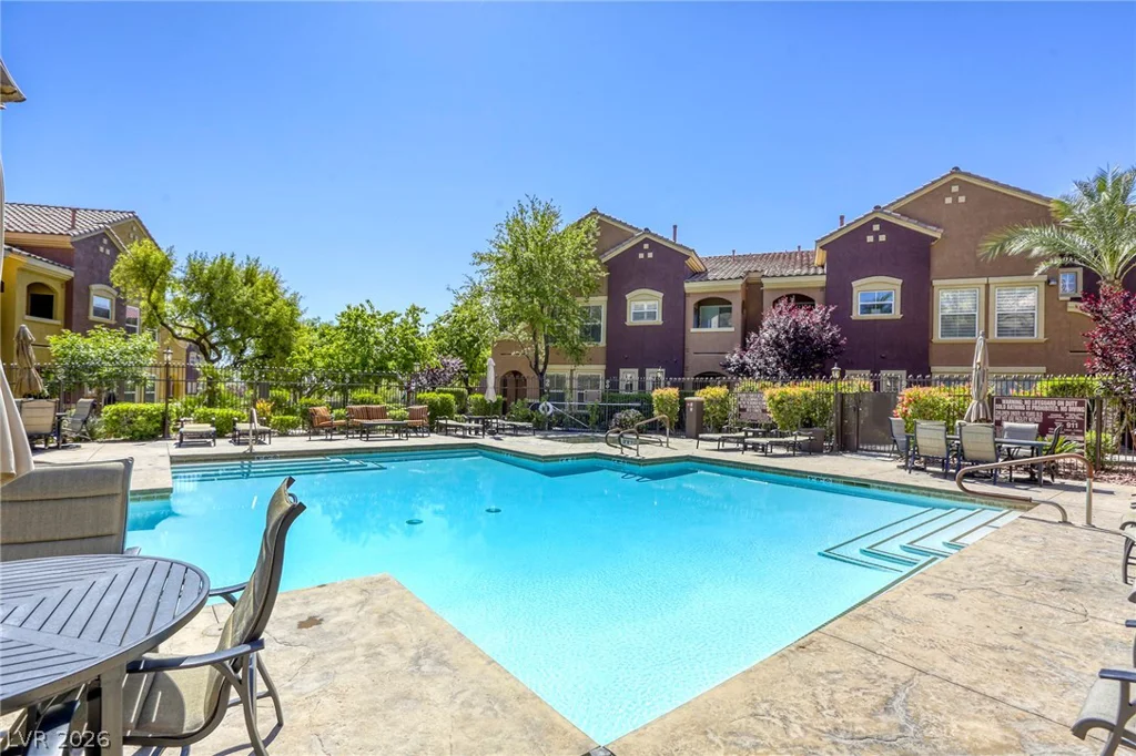 3975 Hualapai, Las Vegas, NV 89129