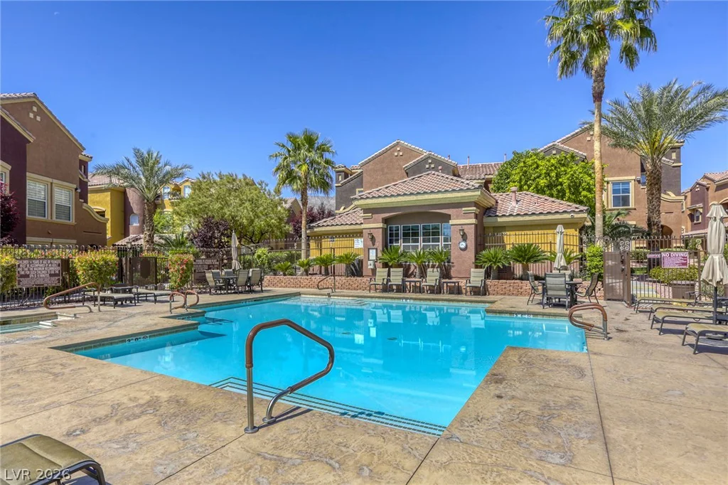3975 Hualapai, Las Vegas, NV 89129