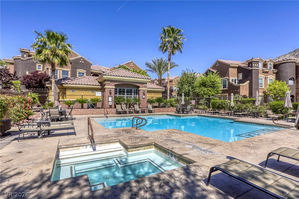 3975 Hualapai, Las Vegas, NV 89129
