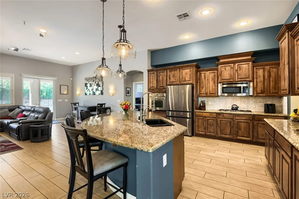 3933 Pasilla, Las Vegas, NV 89118