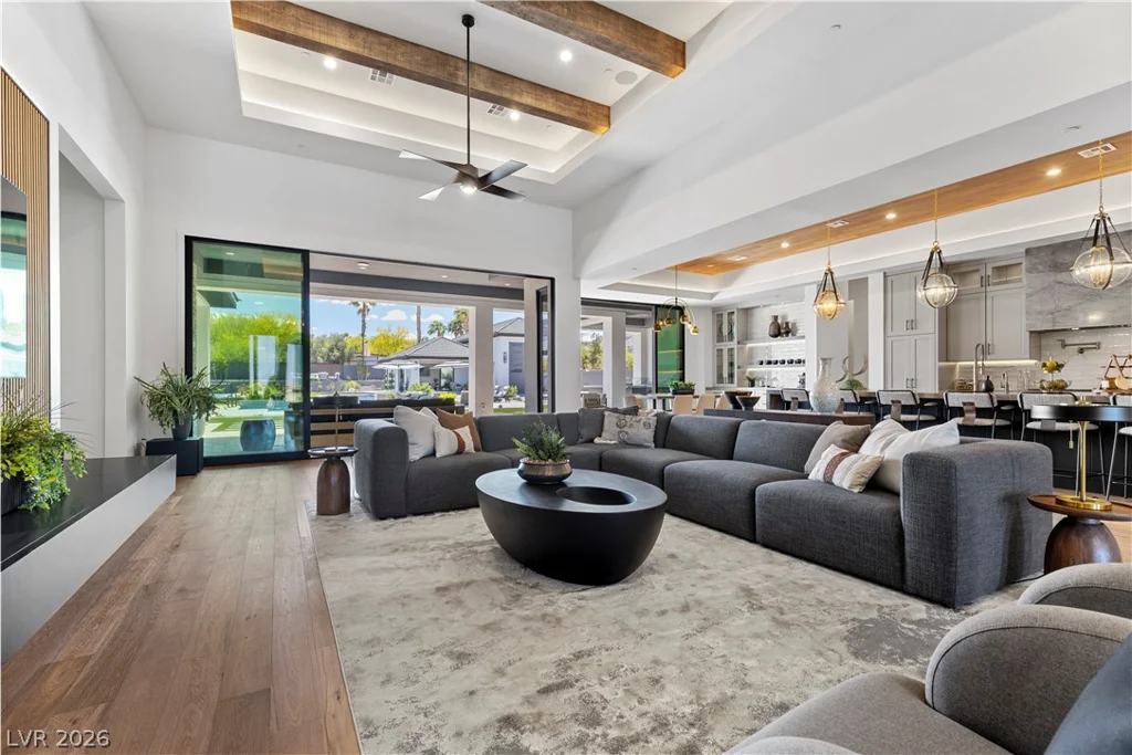 641 Patti Ann Woods, Henderson, NV 89002