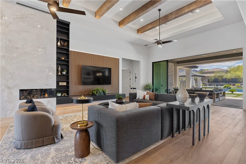641 Patti Ann Woods, Henderson, NV 89002
