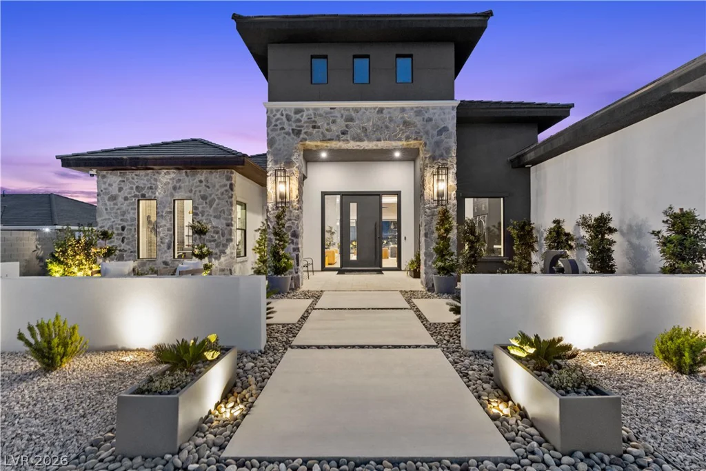 641 Patti Ann Woods, Henderson, NV 89002