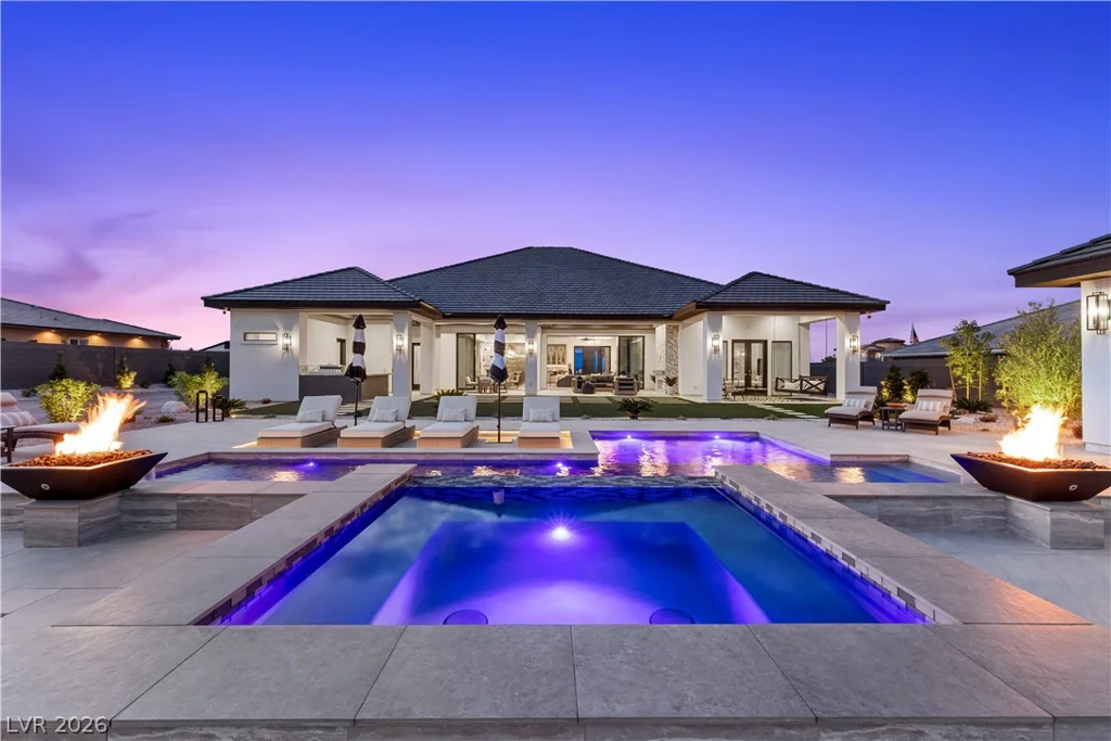 641 Patti Ann Woods, Henderson, NV 89002